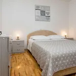 Olivera * Traù